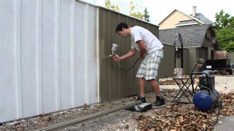 Painting A Fence With An Air Spray Paint Gun Solid Oil Stain Youtube