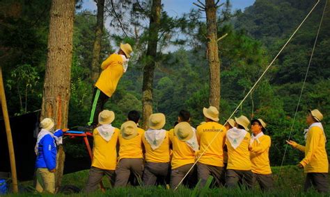 Tak hanya ranu kumbolo berikut adalah beberapa ranu indah yang terletak di lumajang. Lembur Pancawati ; Akomodasi Bernuansa Desa Wisata di Bogor