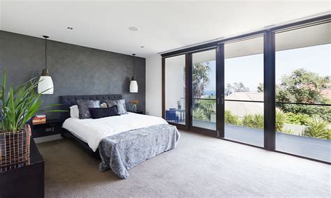 Sliding glass door design ideas for a modern home