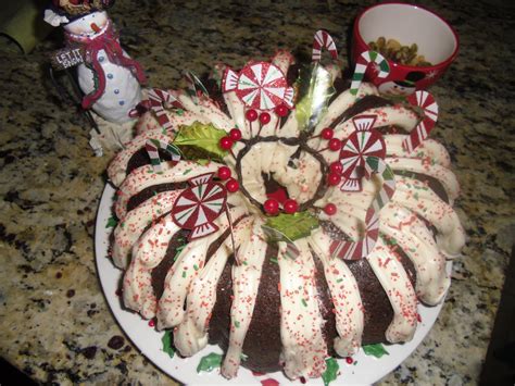 Rainbow tie dye christmas wreath bundt cake Weekday Chef: Christmas Chocolate Bundt Cake