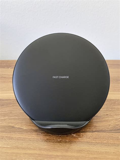 Samsung Fast Wireless Charger Stand Review Blazing Fast