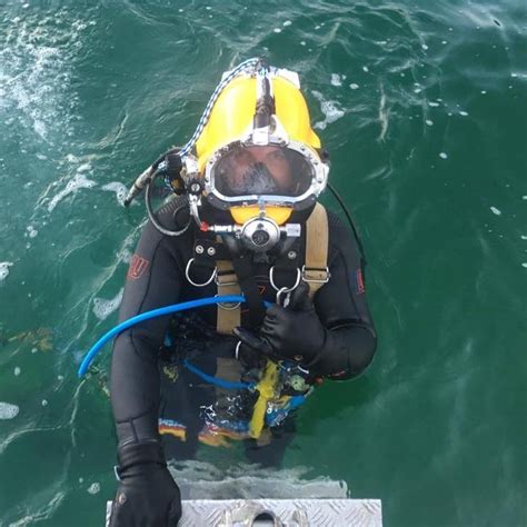Commercial Scuba Diving Schools Memugaa