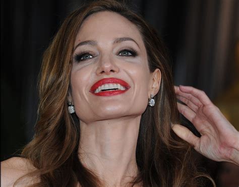 Angelina Jolie Bate Un Nuevo Récord Mundial Con Su Debut En Instagram