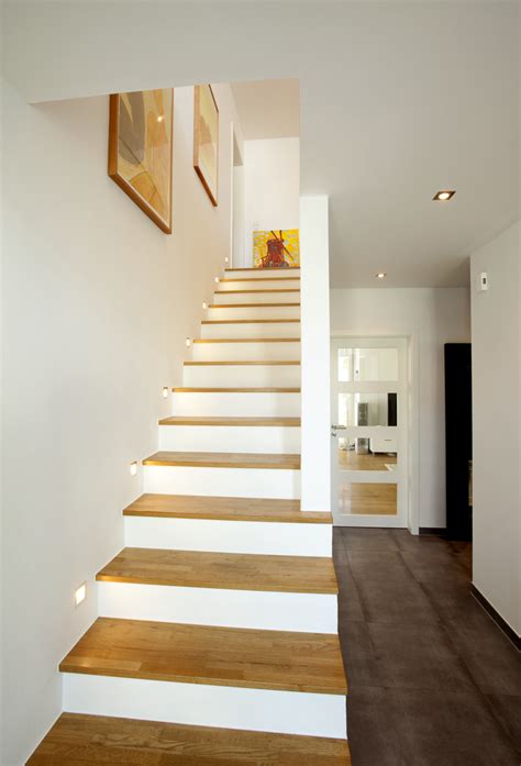 Und nicht selten ist die treppe ein großer blickfang direkt. Die Geschosstreppe gibt dem Haus einen bestimmten ...