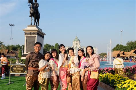 ผู้บริหาร 'แอสตราเซเนกา' เผยสาเหตุเลือก 'สยามไบโอไซเอนซ์' สยามรัฐ อัพเดต 20 ม.ค. เครือสยามไบโอไซเอนซ์ เข้าร่วมงาน อุ่นไอรัก คลายความหนาว ...