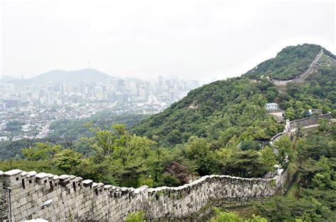Mt Bugaksan Seoul Fortress Wall This Is Korea Tours
