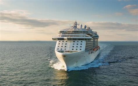 European & Mediterranean Cruises | Expedia | Royal princess cruise ship ...