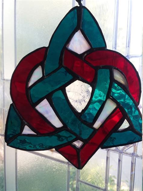 Celtic Knot Sisters