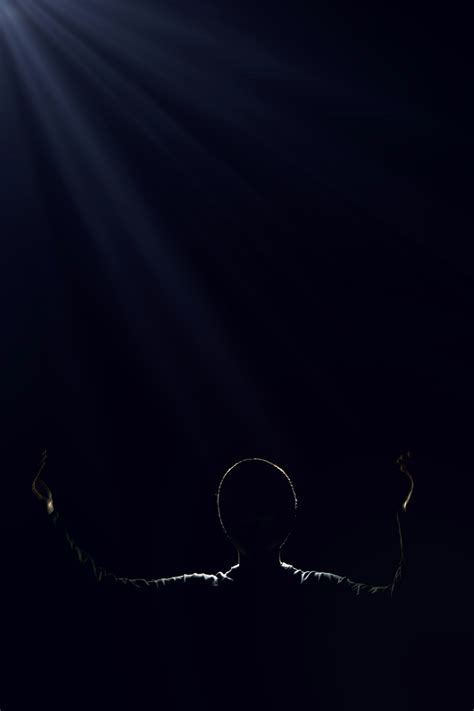 Black Man Praying Pictures Download Free Images On Unsplash