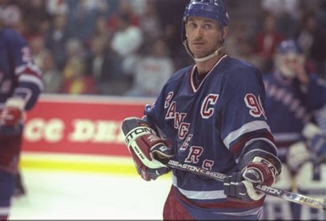 A Look Back At Wayne Gretzkys First Season With The New York Rangers