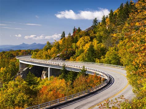 Blue Ridge Parkway Usa Map Facts Best Time To Visit Attractions