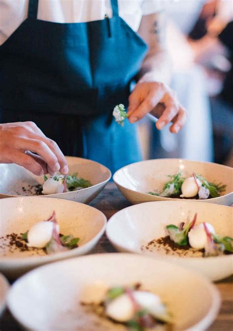 We've swapped tablecloths for rustic wood (for the 'gram), formality for flavour, tradition for invention. Home Design & Decor | Dinner menu planning, Four course ...
