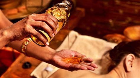 Abhyanga Massage The Benefits Of Ayurvedic Oil Therapy Ayush Cure