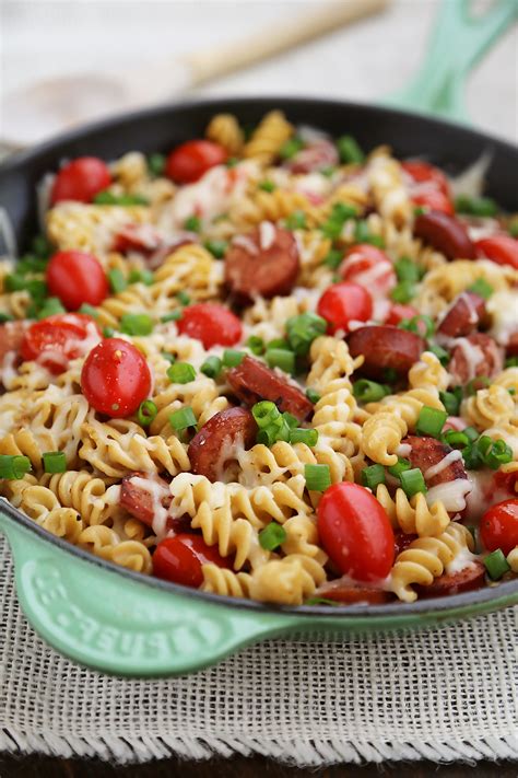 Red bell pepper, farfalle pasta, italian sausage links, fresh basil and 2 more. Cheesy Sausage and Tomato Pasta Skillet - The Comfort of ...