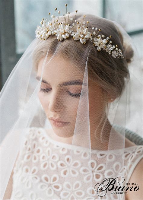 30 Gorgeous Bridal Crystal Crown Hair Accessories Ideas Vis Wed