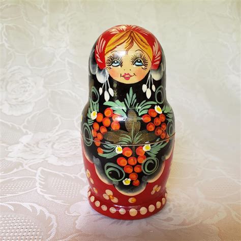 Matryoshka Nesting Dolls Aunt Gladys Attic