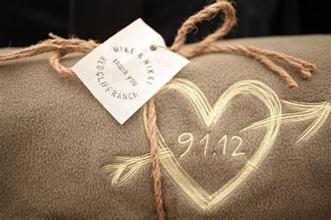 Despite this year getting less attention, it's not an anniversary you want to forget. 107 best Second Wedding Gift Ideas images on Pinterest ...