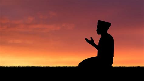 Kini zaman sedang kena musibah, yang dapat dijadikan teladan menimbang yang baik dan keburukan pasti tidak akan pernah kurang. Jati Diri Seorang Muslim | Pesantren MAQI