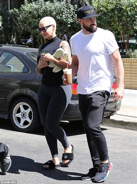 Amber Rose Leaves Dwts Rehearsals In Very Tight Leggings Daily Mail Online