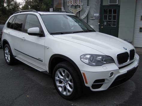 The information you provide to black book, excluding your credit score, will be shared with bmw and a bmw dealership for the purpose of improving your car buying experience. 2012 BMW X5 xDrive35i Premium AWD,LOADED,MSRP WAS 60,645$,WHITE ON BROWN,LOW MILES Stock # 13219 ...