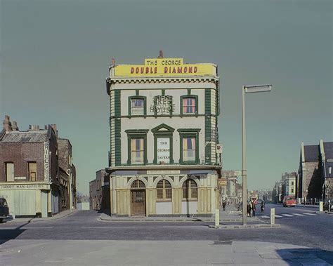 “the East End In Colour” Rare And Gorgeous Kodachrome Photographs Of
