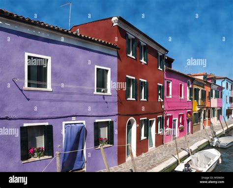 Colorful Houses On The Island Burano Near Venice Stock Photo Alamy