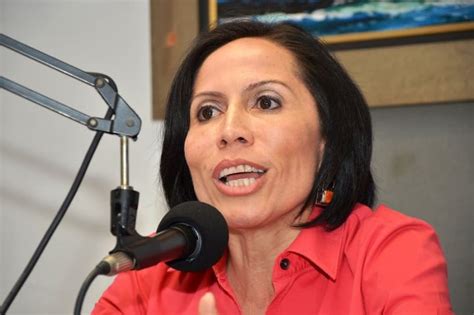 Ecuador Niega El Salvoconducto A María De Los Ángeles Duarte