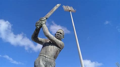The Sir Garfield Sobers Statue At Kensington Oval Barbados🇧🇧 Youtube