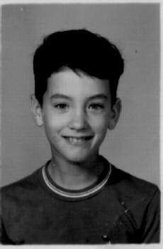 Kirsty young's castaway is tom hanks. tom hanks 4th grade (With images) | Tom hanks, Young ...
