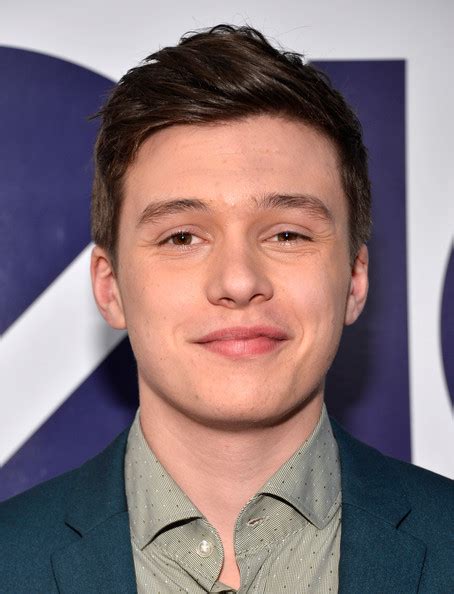 View neil robinson's profile on saatchi art. Nick Robinson - Nick Robinson Photos - Arrivals at the People's Choice Awards — Part 2 - Zimbio