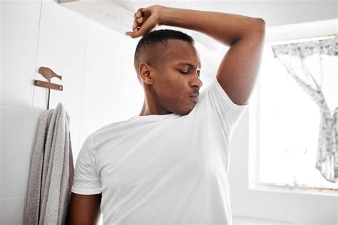 6 Reasons Your Armpits Smell Even With Deodorant Livestrong