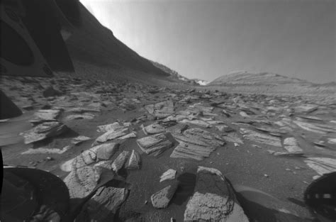 Nasas Curiosity Rover Captures A Martian Day From Dawn To Dusk Rmars
