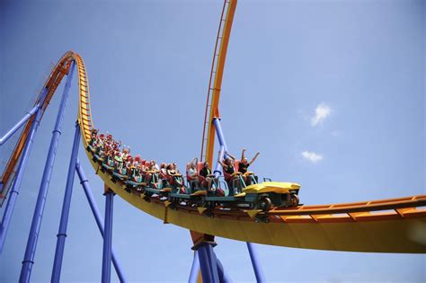 canada s wonderland amusement park and roller coasters