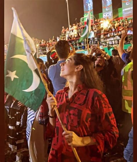 Celebrities Glimpses From Imran Khans Jalsa Reviewitpk