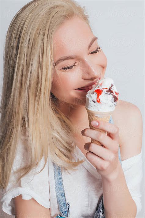Hot Blonde Ice Cream