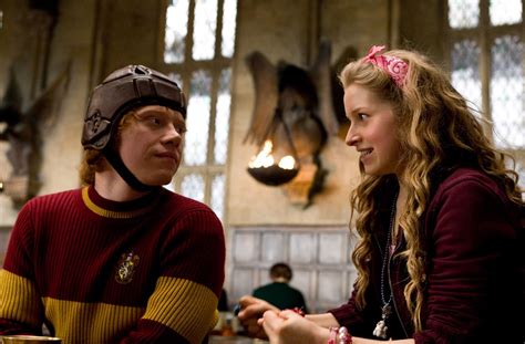 Lavender And Ron Weasley Harry Personajes De Harry Potter