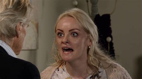 Katie mcglynn announced her strictly news on tuesday morning. Coronation Street's Katie McGlynn sends fans wild teasing ...