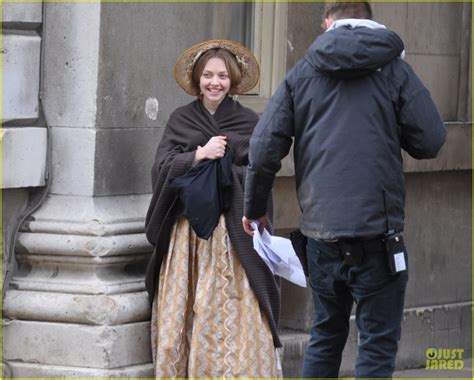 Amanda Seyfried As Cosette In Les Miserables First Look Photo