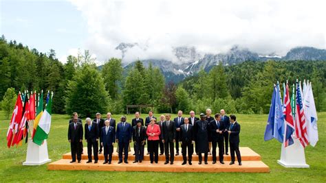 Hilfe für das amazonasgebiet, gespräche mit dem iran: G7-Gipfel: Angela Merkel zieht positive Elmau-Bilanz - DER ...