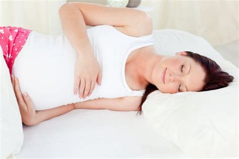 نحوه صحیح خوابیدن در بارداری دکتر فاطمه سمامی