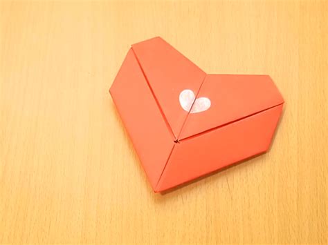 Cómo hacer un corazón de origami Pasos con imágenes