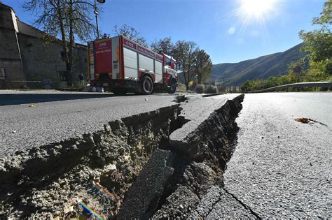 In Central Italy Earthquakes Turn History Into Rubble The Washington Post