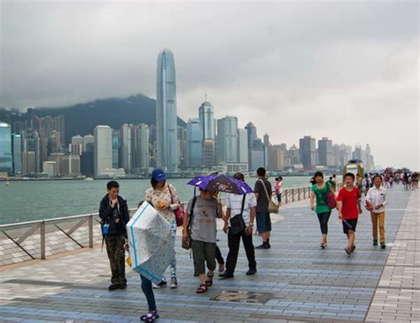 The national weather service for hong kong, hong kong is reporting friday 9th april to be the wettest day in the coming week with around 7.80mm or 0.3 inches of rainfall. Weather conditions in China