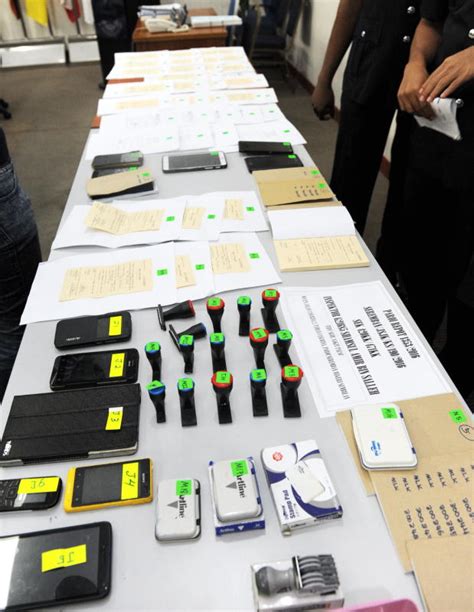Cuti adalah suatu hak bagi karyawan, dapat diartikan sebagai ketidakhadiran sementara atau tertentu beserta pelaksanaan bersama ini diperuntukan bagi karyawan khusus perusahaan swasta tanpa. Polis Seremban Tumpas Sindiket Sijil Cuti Sakit Palsu ...