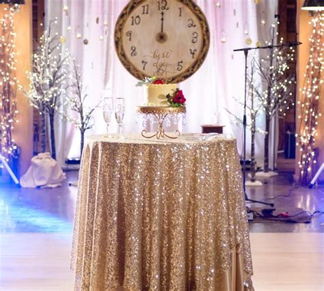 10 Perfect New Years Eve Wedding Ideas For 2020 New Years Wedding