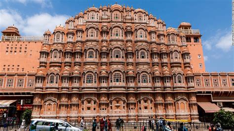 12 famous buildings in India - CNN Style (india, pakistan, bangladesh) akbari mughal garden style sharqi aka janpur style.