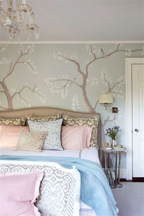 13 Beautiful Bedroom Wallpaper Ideas 2022