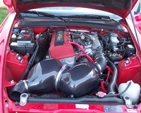 This allows your s2000's engine to inhale a larger amount of air than the factory air filter assembly. Gruppe M Carbon Fiber Ram Air Intake System Honda S2000 00-03