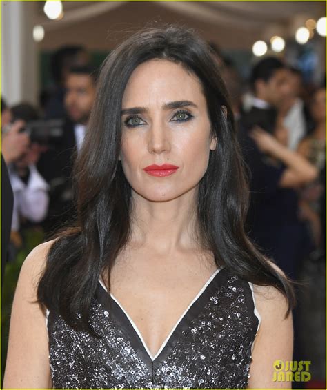 Jennifer Connelly And Paul Bettany Hit Met Gala 2016 Together Photo
