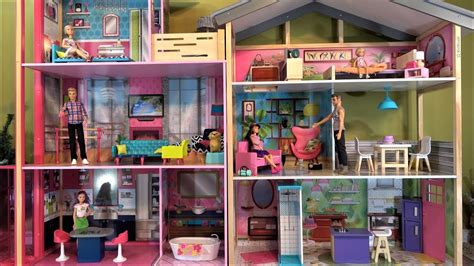 Barbie And Ken Tv Show House Tour Of Barbie Town House And Barbie